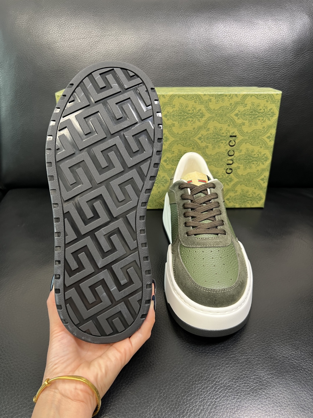 Gucci 高品质 顶级工艺品 古奇 专柜新款原厂配置，意大利进口牛皮面料，进口牛皮内里垫，透气舒适，鞋