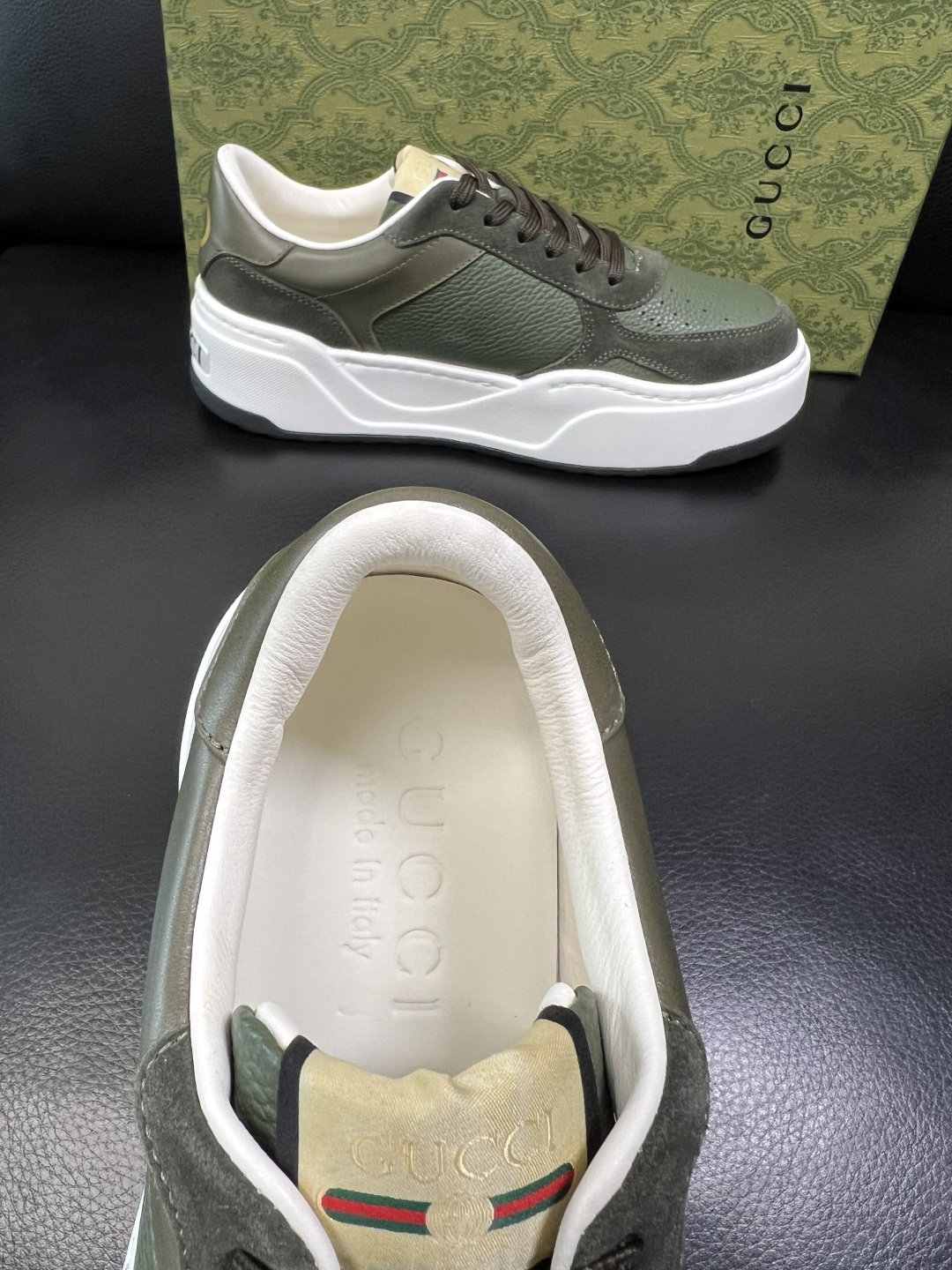 Gucci 高品质 顶级工艺品 古奇 专柜新款原厂配置，意大利进口牛皮面料，进口牛皮内里垫，透气舒适，鞋