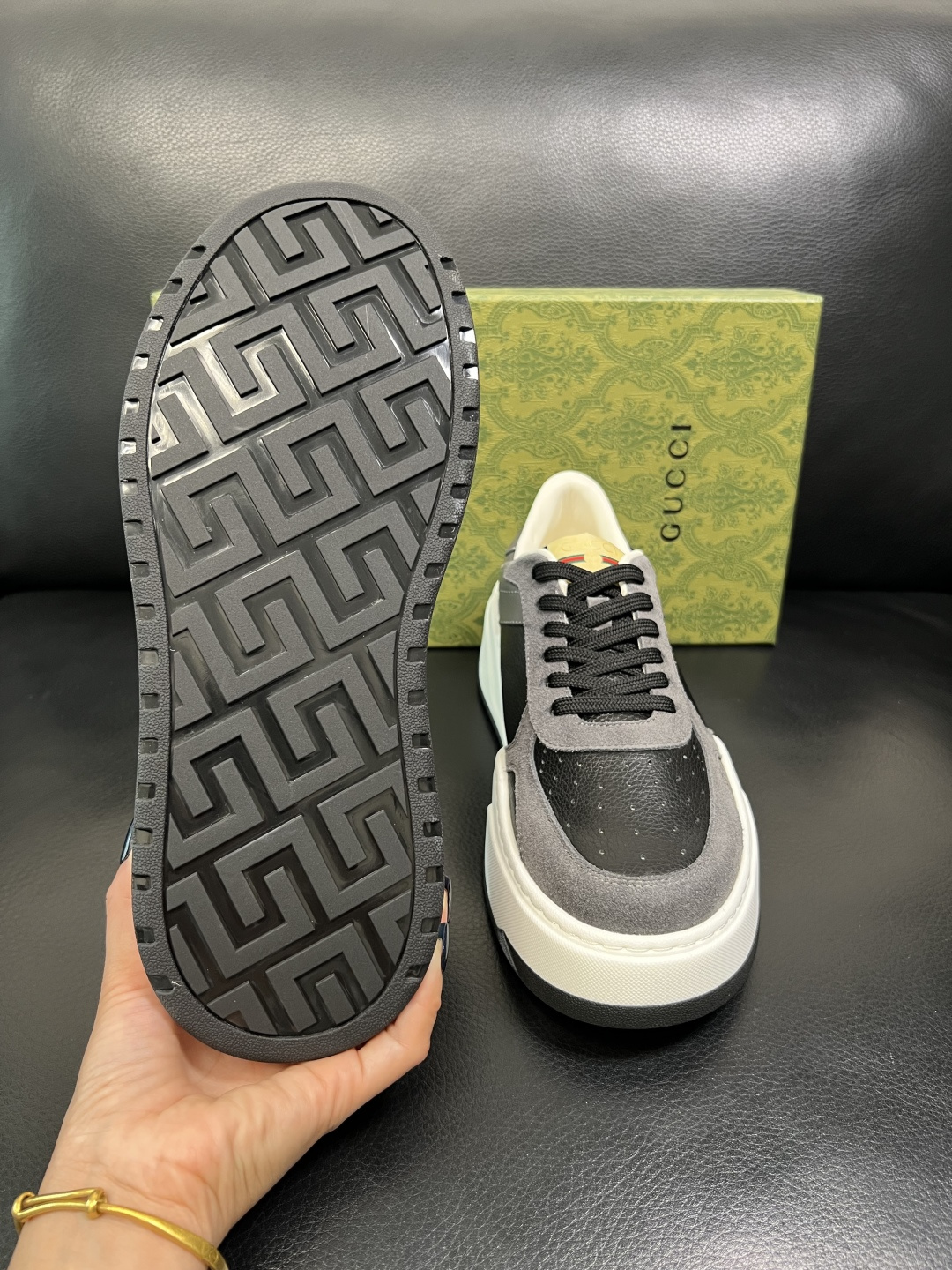 Gucci 高品质 顶级工艺品 古奇 专柜新款原厂配置，意大利进口牛皮面料，进口牛皮内里垫，透气舒适，鞋