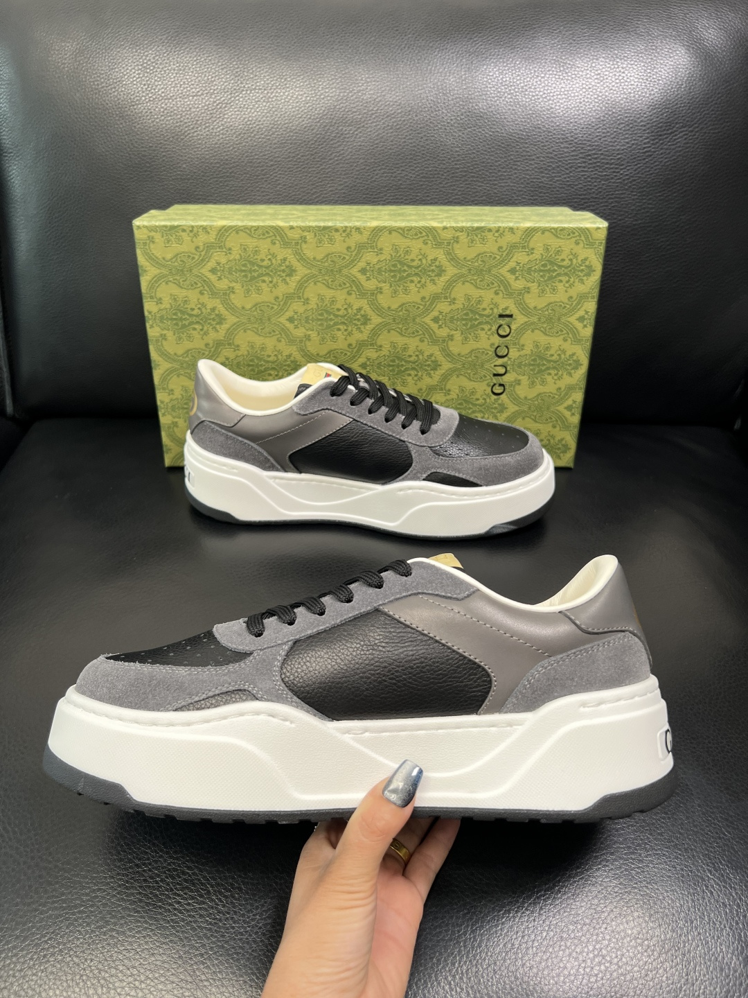 Gucci 高品质 顶级工艺品 古奇 专柜新款原厂配置，意大利进口牛皮面料，进口牛皮内里垫，透气舒适，鞋