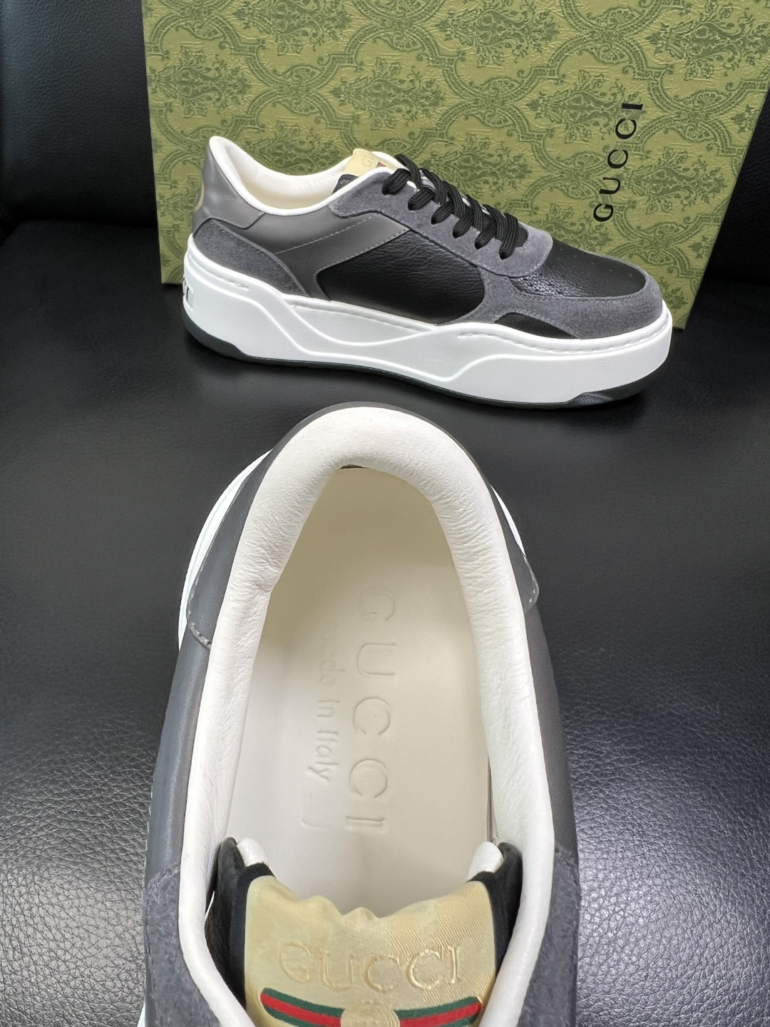 Gucci 高品质 顶级工艺品 古奇 专柜新款原厂配置，意大利进口牛皮面料，进口牛皮内里垫，透气舒适，鞋