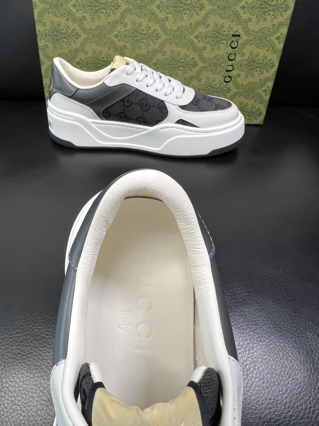 Gucci 高品质 顶级工艺品 古奇 专柜新款原厂配置，意大利进口牛皮面料，进口牛皮内里垫，透气舒适，鞋