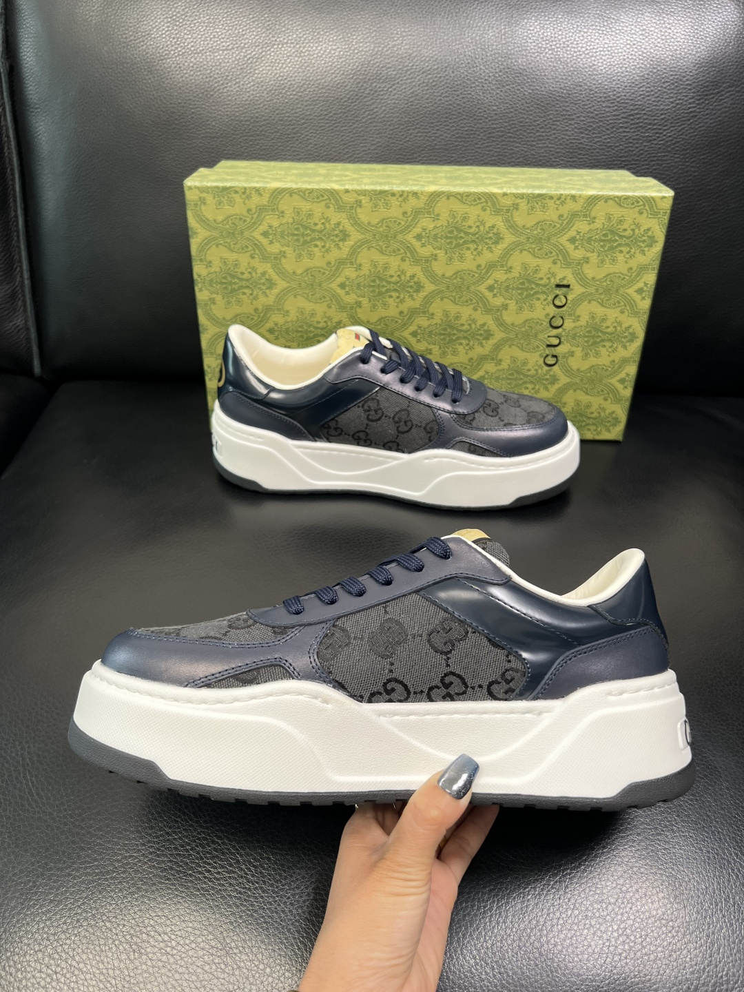 Gucci 高品质 顶级工艺品 古奇 专柜新款原厂配置，意大利进口牛皮面料，进口牛皮内里垫，透气舒适，鞋