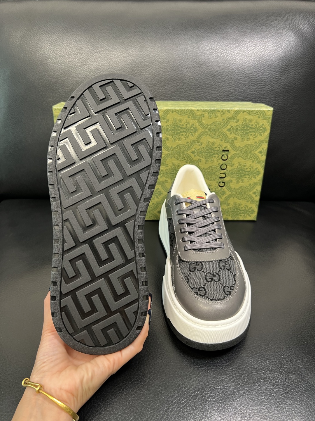 Gucci 高品质 顶级工艺品 古奇 专柜新款原厂配置，意大利进口牛皮面料，进口牛皮内里垫，透气舒适，鞋