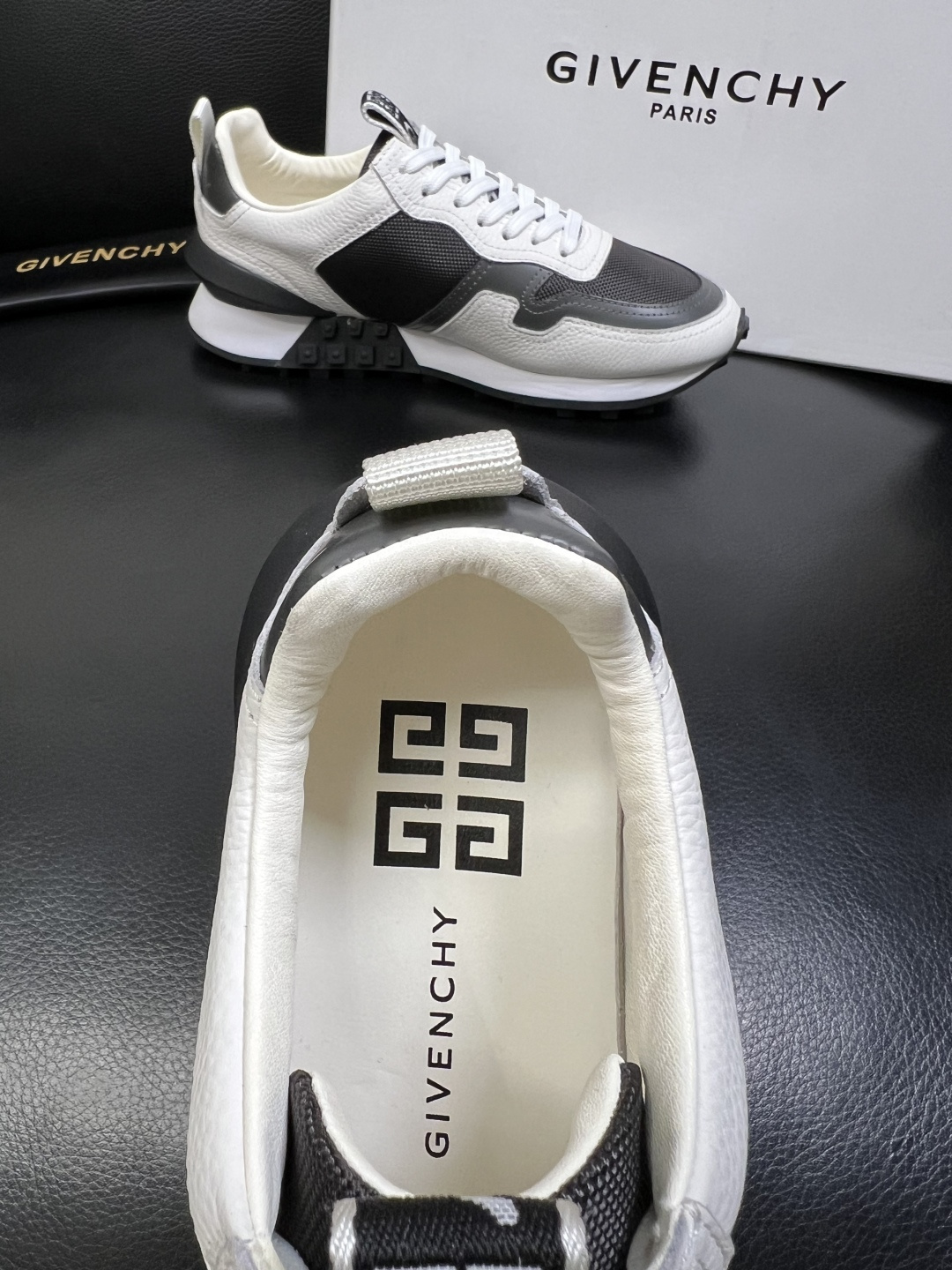 Givenchy 高品质 顶级工艺品 纪梵希 专柜同步原厂配置，意大利进口牛皮搭配网布面料，全鞋配件私模