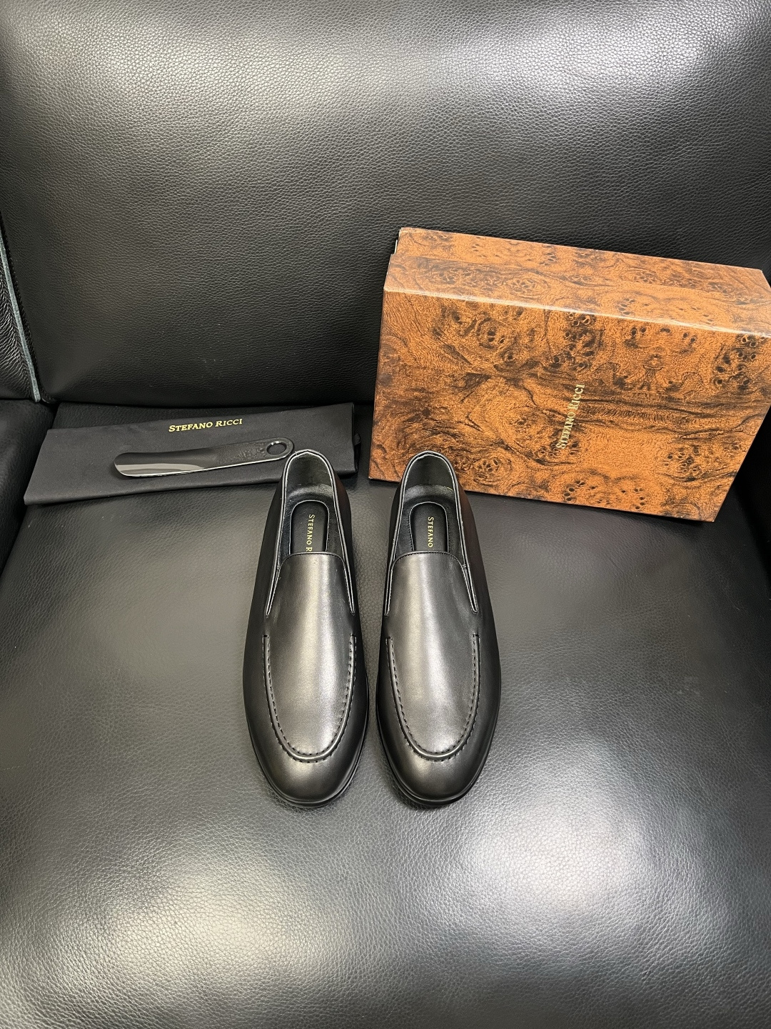 StefanoRicci 顶级代购 史蒂芬 劳尼治 专柜新品同步，鞋面意大利进口牛皮面料，进口水染牛皮内