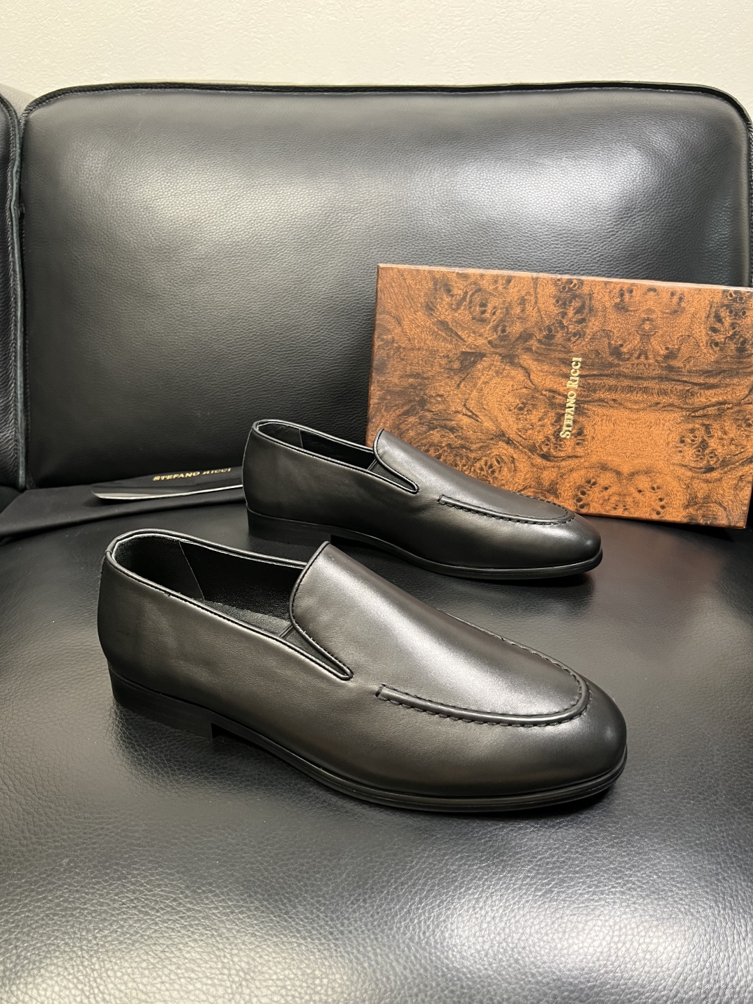 StefanoRicci 顶级代购 史蒂芬 劳尼治 专柜新品同步，鞋面意大利进口牛皮面料，进口水染牛皮内