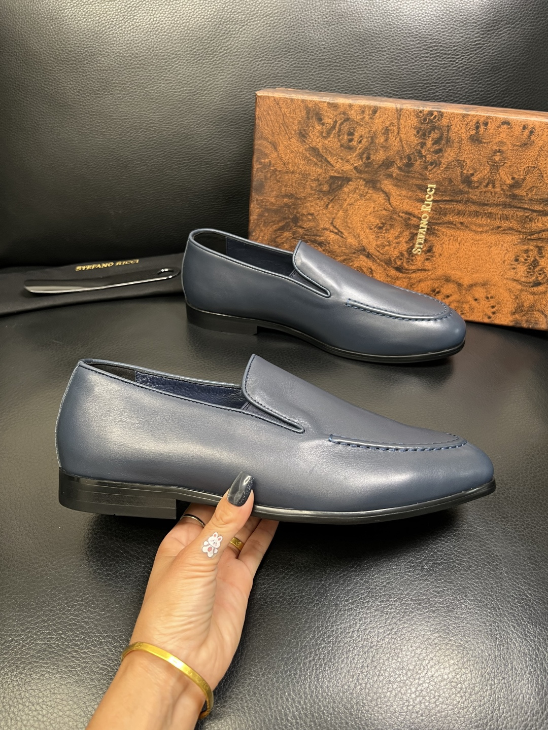 StefanoRicci 顶级代购 史蒂芬 劳尼治 专柜新品同步，鞋面意大利进口牛皮面料，进口水染牛皮内