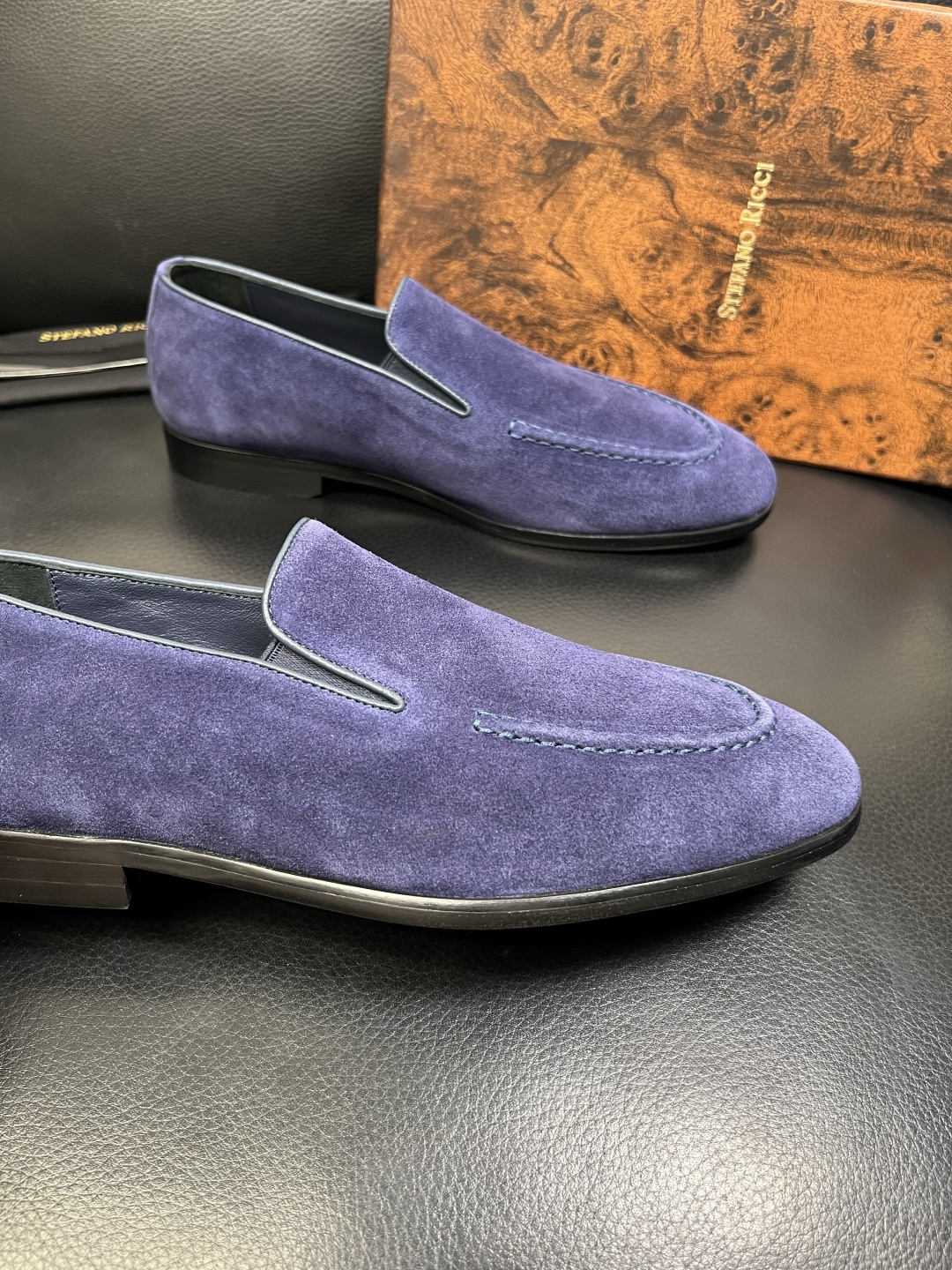 StefanoRicci 顶级代购 史蒂芬 劳尼治 专柜新品同步，鞋面意大利进口牛皮面料，进口水染牛皮内