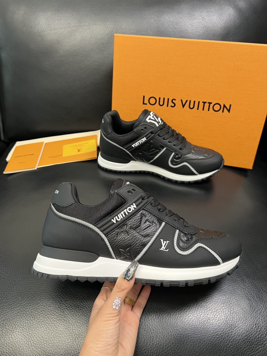 Lv 高品质 顶级工艺品 路易威登，运动板鞋专柜同步，鞋面意大利进口，高品质拼接缤纷色彩复杂工艺品，进口