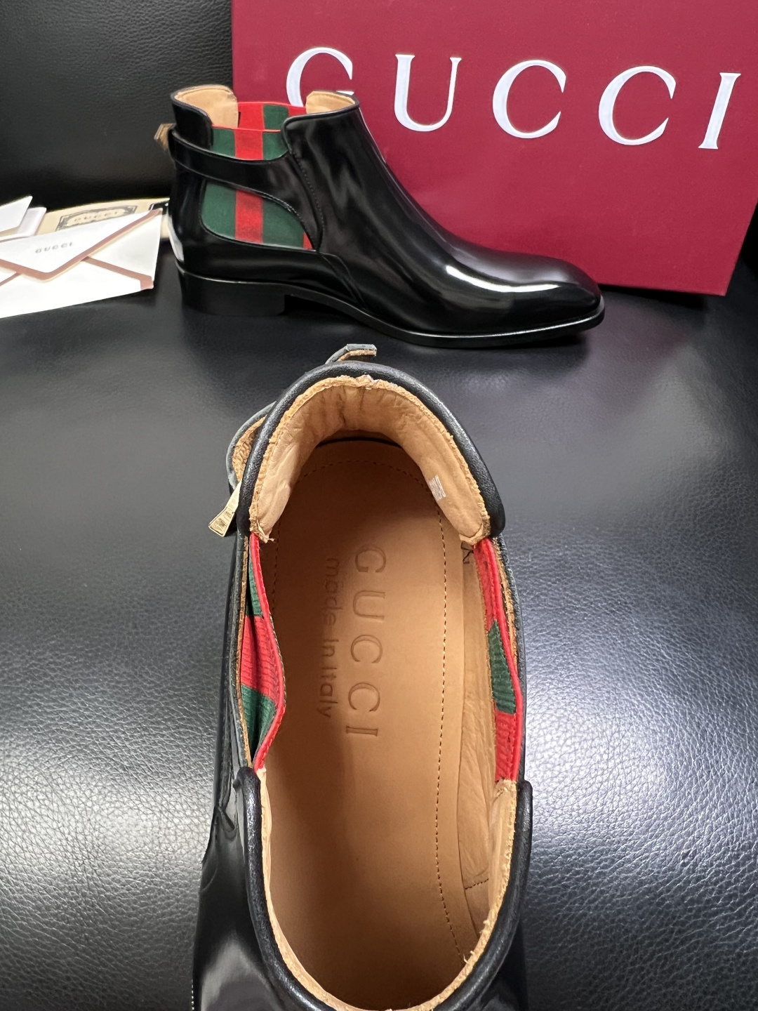 Gucci 高品质 顶级工艺品 古奇 皮鞋系列专柜同步 原厂配置，意大利进口原版牛皮，进口水染牛里 ，鞋