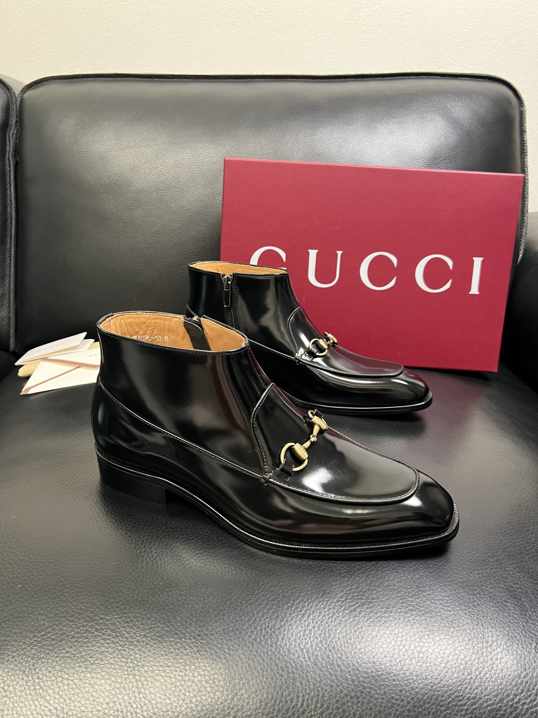 Gucci 高品质 顶级工艺品 古奇 皮鞋系列专柜同步 原厂配置，意大利进口原版牛皮，进口水染牛里 ，鞋