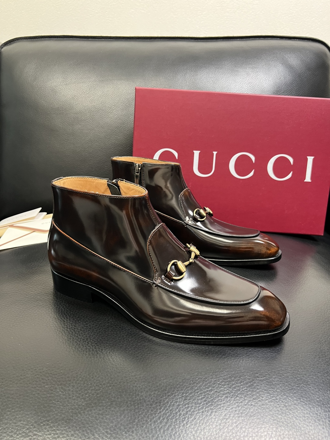 Gucci 高品质 顶级工艺品 古奇 皮鞋系列专柜同步 原厂配置，意大利进口原版牛皮，进口水染牛里 ，鞋