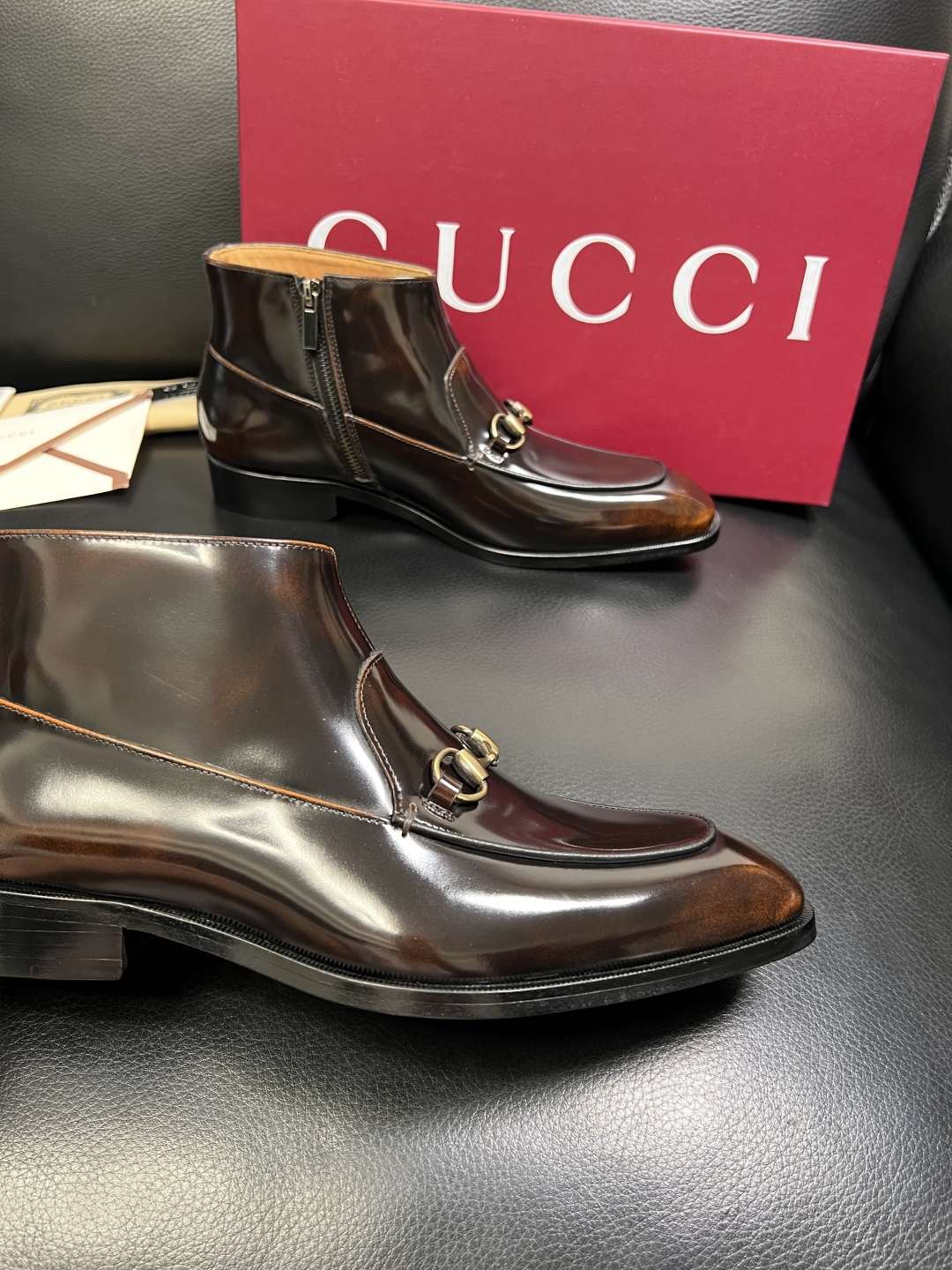 Gucci 高品质 顶级工艺品 古奇 皮鞋系列专柜同步 原厂配置，意大利进口原版牛皮，进口水染牛里 ，鞋