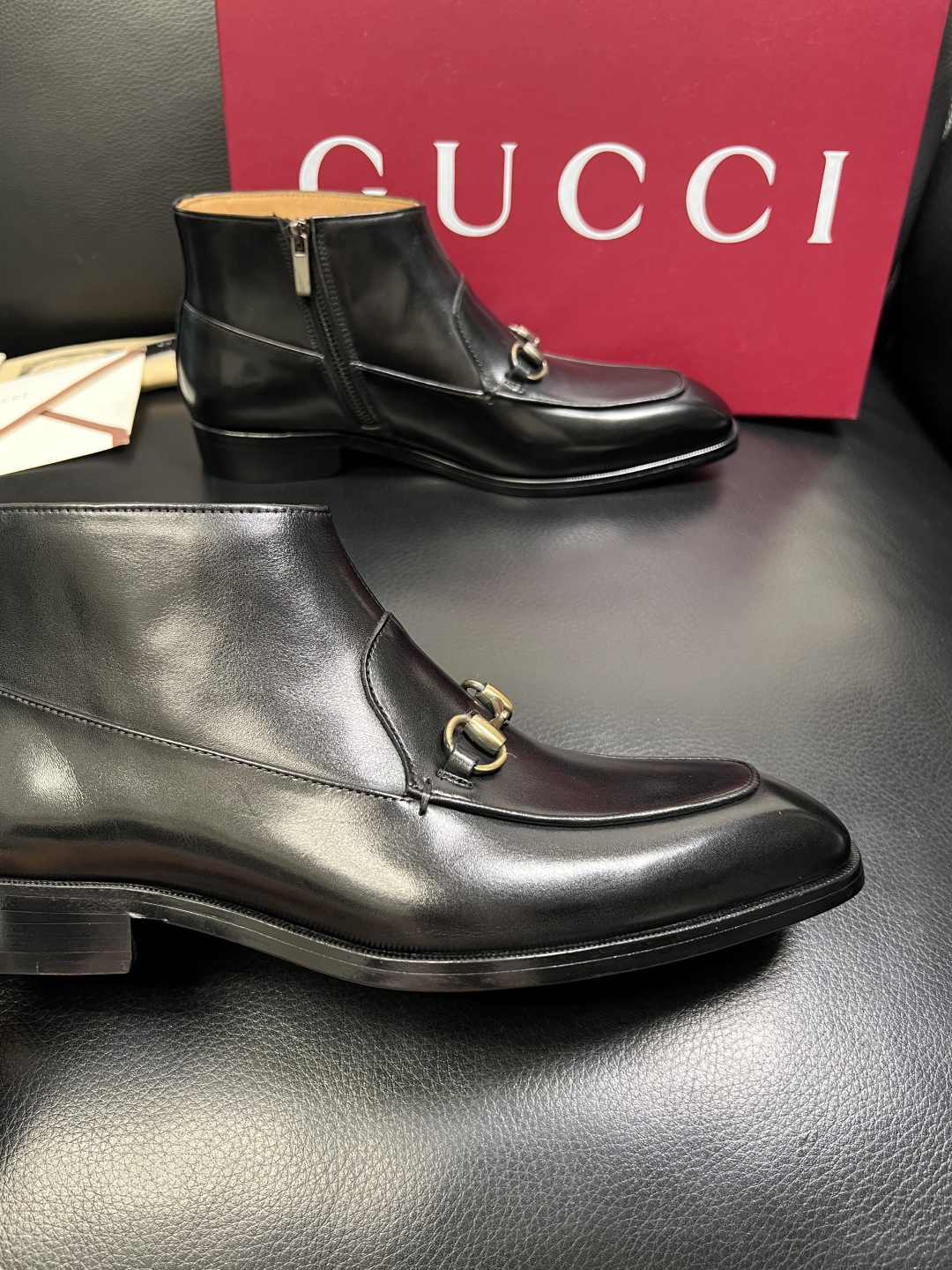 Gucci 高品质 顶级工艺品 古奇 皮鞋系列专柜同步 原厂配置，意大利进口原版牛皮，进口水染牛里 ，鞋