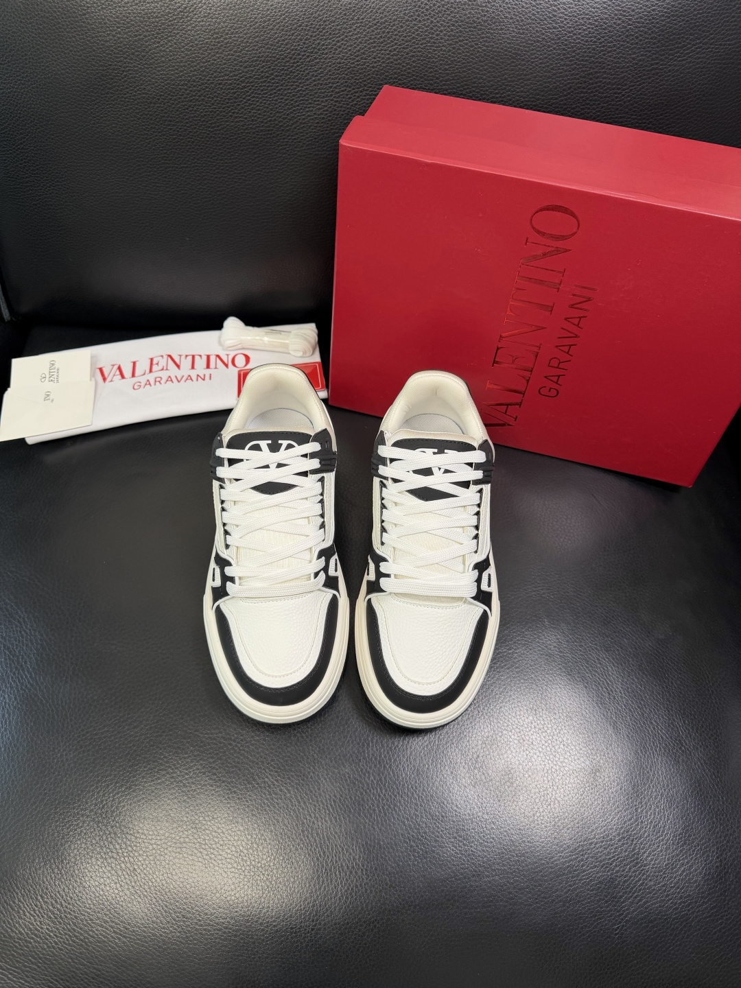 VALENTINO 高品质 顶级工艺品 华伦天奴，运动板鞋专柜同步，鞋面意大利进口，高品质拼接缤纷色彩复