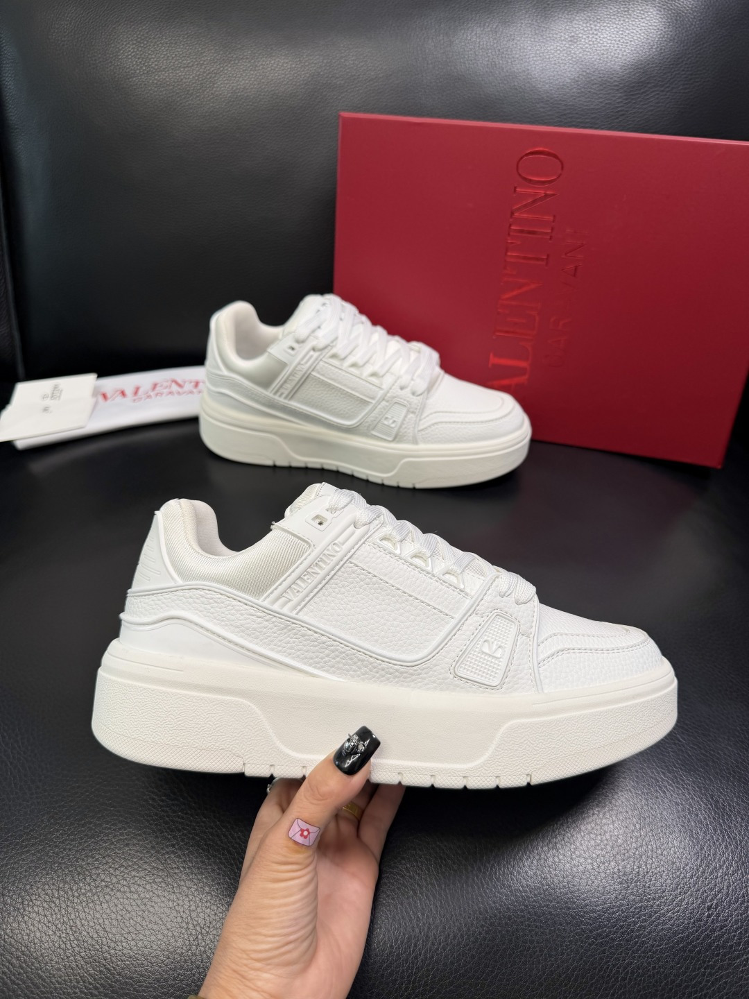 VALENTINO 高品质 顶级工艺品 华伦天奴，运动板鞋专柜同步，鞋面意大利进口，高品质拼接缤纷色彩复