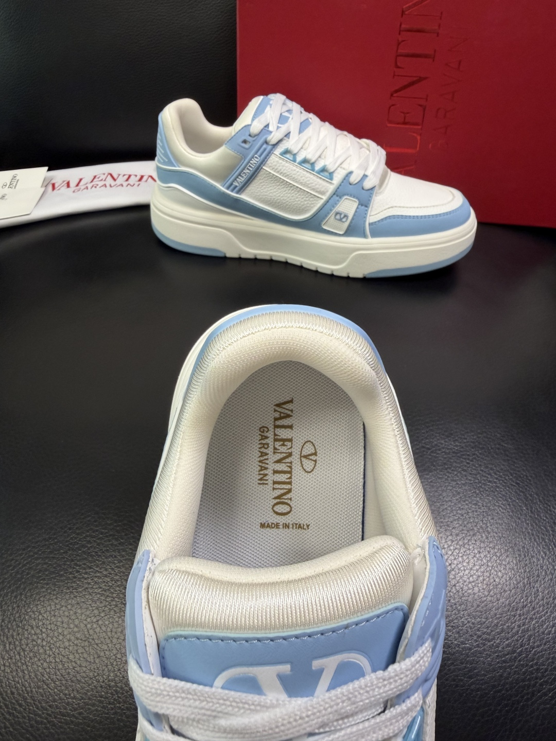 VALENTINO 高品质 顶级工艺品 华伦天奴，运动板鞋专柜同步，鞋面意大利进口，高品质拼接缤纷色彩复