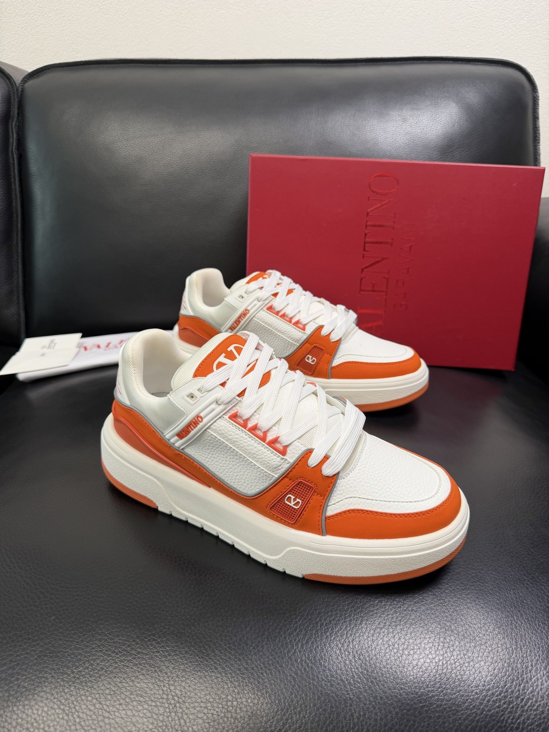 VALENTINO 高品质 顶级工艺品 华伦天奴，运动板鞋专柜同步，鞋面意大利进口，高品质拼接缤纷色彩复