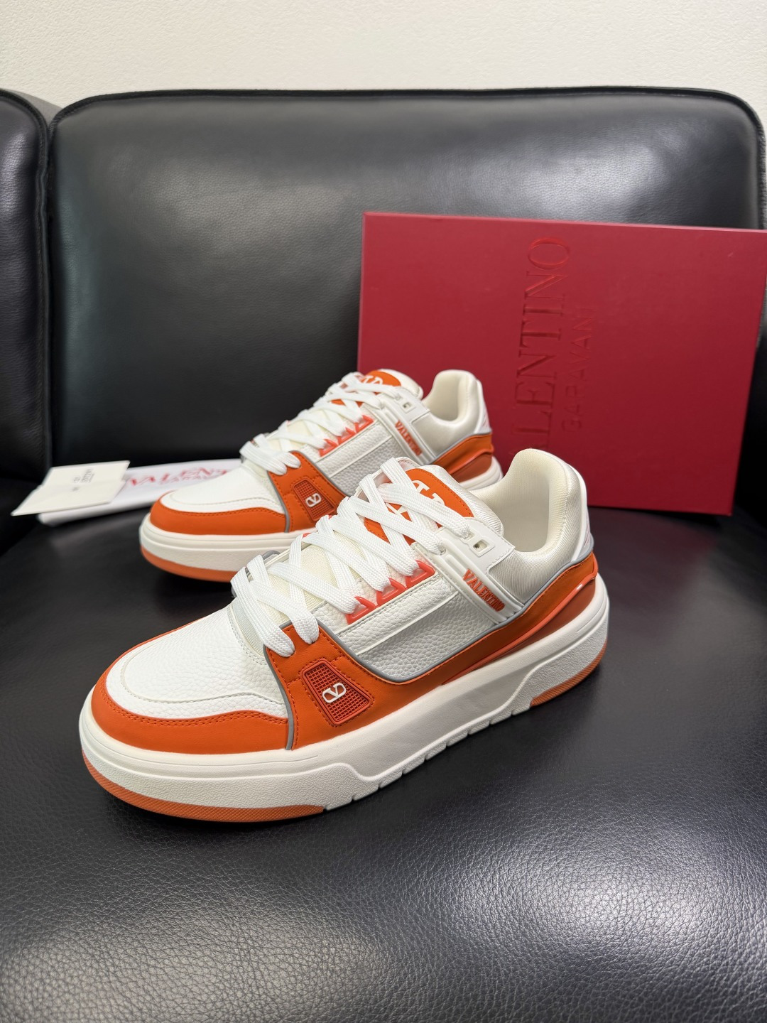 VALENTINO 高品质 顶级工艺品 华伦天奴，运动板鞋专柜同步，鞋面意大利进口，高品质拼接缤纷色彩复