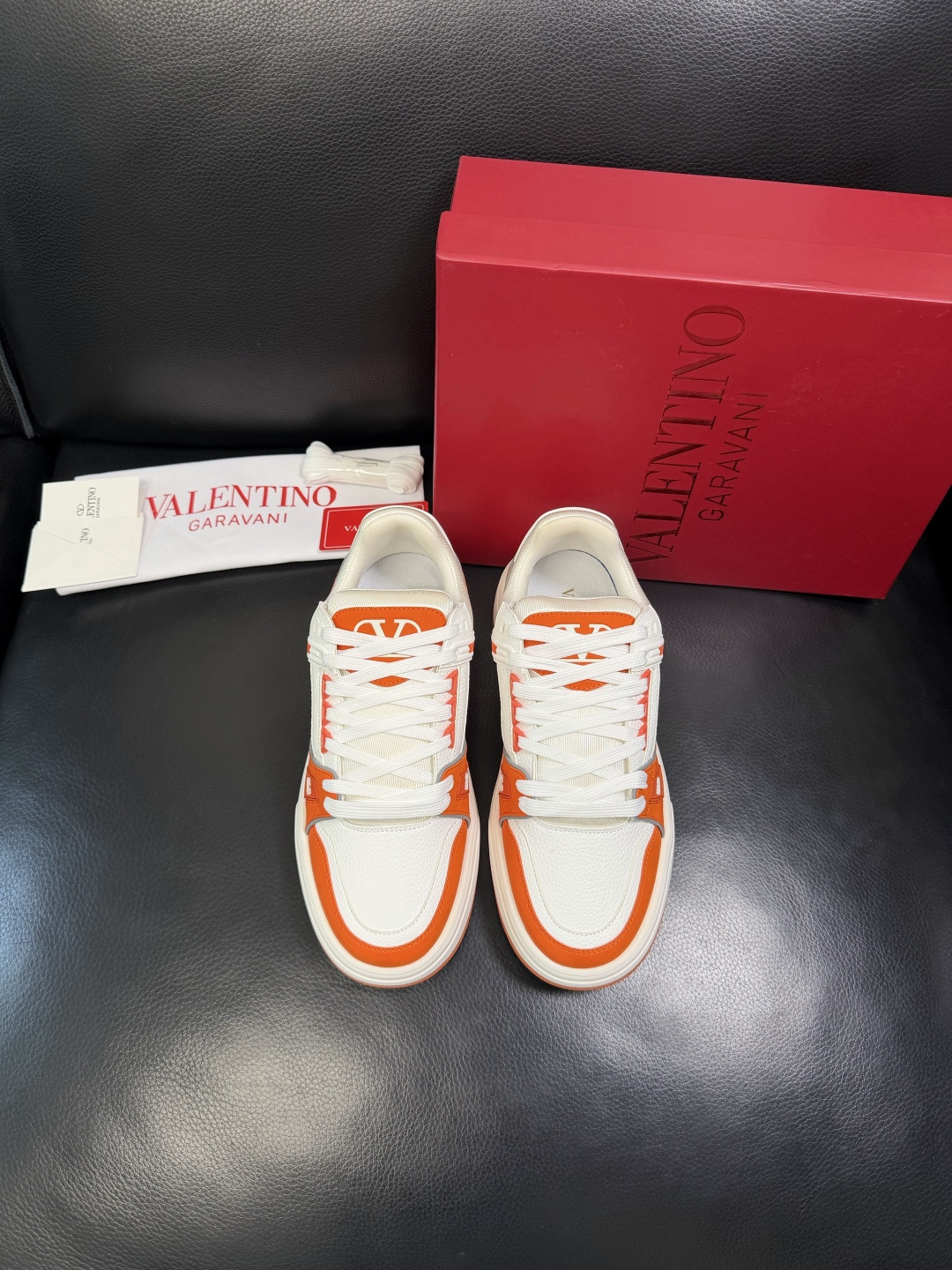 VALENTINO 高品质 顶级工艺品 华伦天奴，运动板鞋专柜同步，鞋面意大利进口，高品质拼接缤纷色彩复