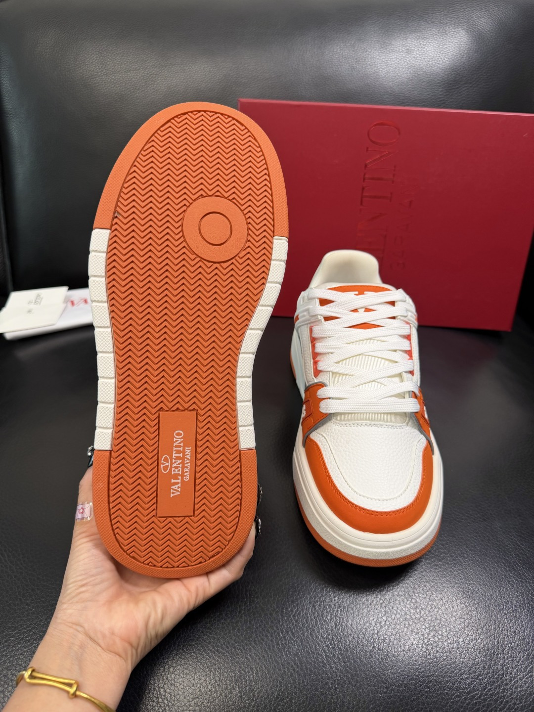 VALENTINO 高品质 顶级工艺品 华伦天奴，运动板鞋专柜同步，鞋面意大利进口，高品质拼接缤纷色彩复