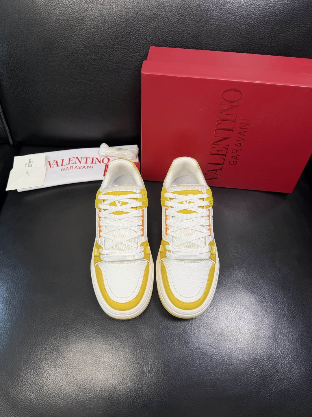 VALENTINO 高品质 顶级工艺品 华伦天奴，运动板鞋专柜同步，鞋面意大利进口，高品质拼接缤纷色彩复