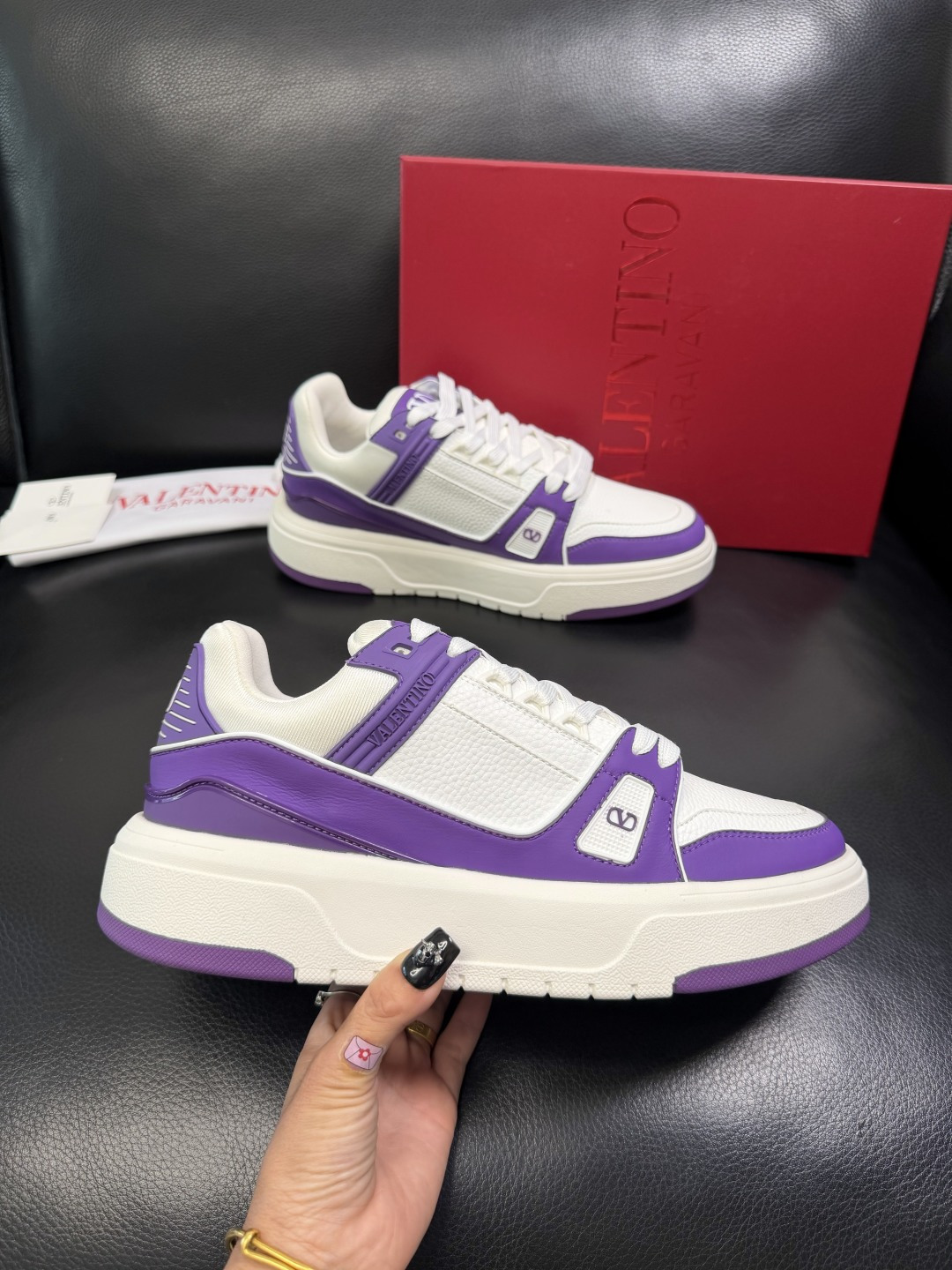 VALENTINO 高品质 顶级工艺品 华伦天奴，运动板鞋专柜同步，鞋面意大利进口，高品质拼接缤纷色彩复