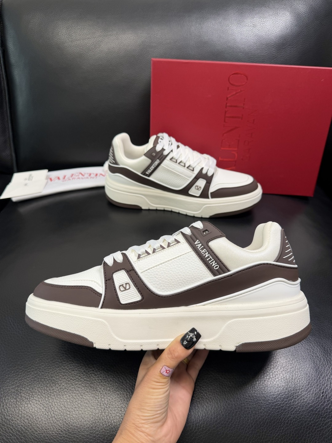 VALENTINO 高品质 顶级工艺品 华伦天奴，运动板鞋专柜同步，鞋面意大利进口，高品质拼接缤纷色彩复