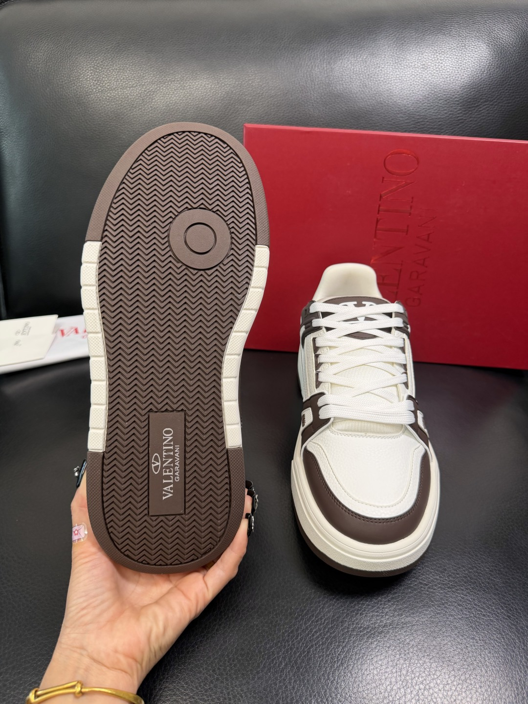 VALENTINO 高品质 顶级工艺品 华伦天奴，运动板鞋专柜同步，鞋面意大利进口，高品质拼接缤纷色彩复