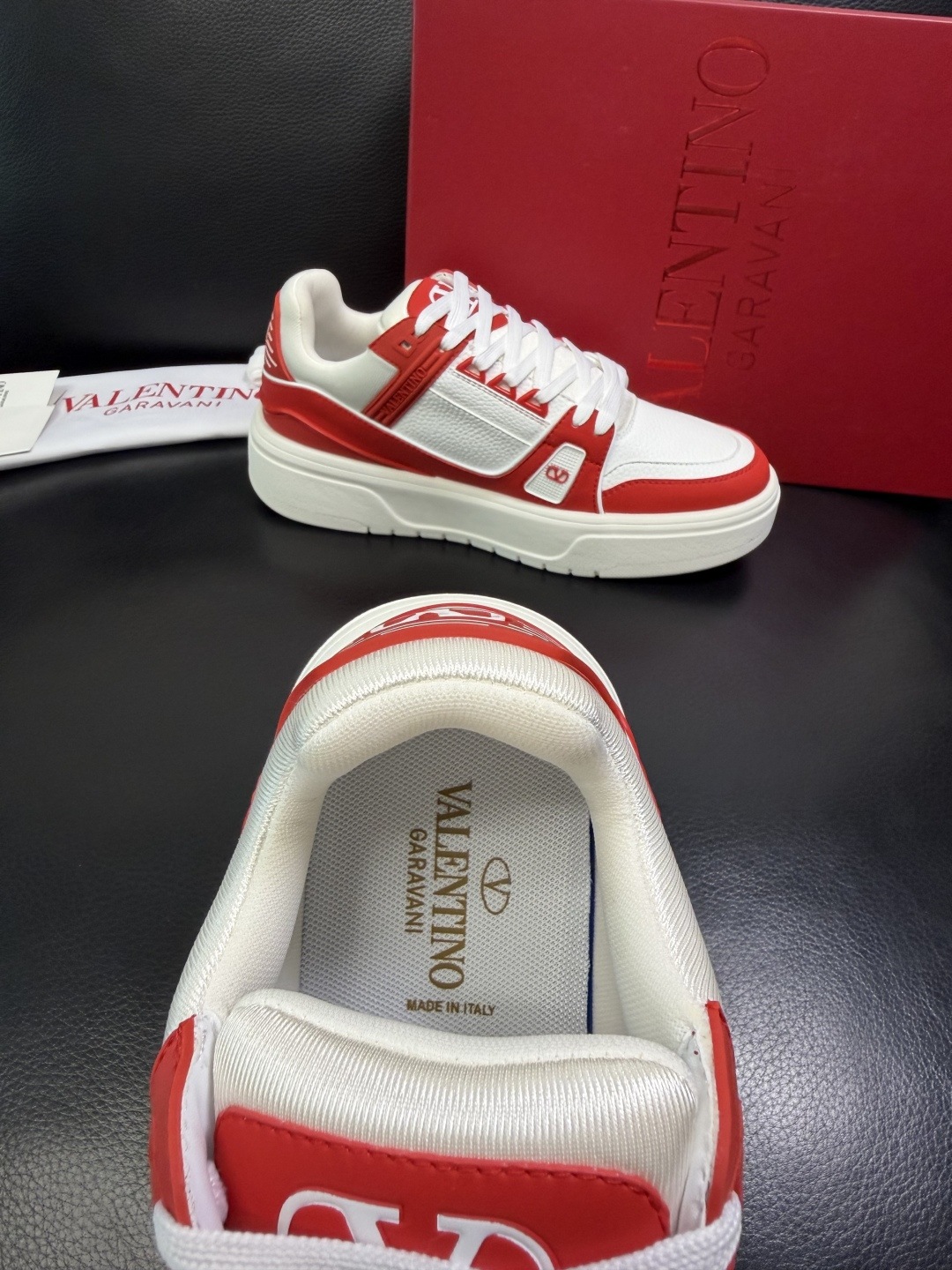 VALENTINO 高品质 顶级工艺品 华伦天奴，运动板鞋专柜同步，鞋面意大利进口，高品质拼接缤纷色彩复