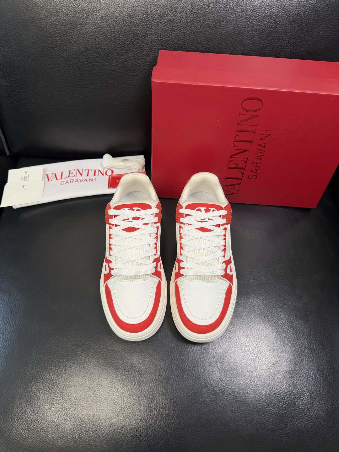 VALENTINO 高品质 顶级工艺品 华伦天奴，运动板鞋专柜同步，鞋面意大利进口，高品质拼接缤纷色彩复
