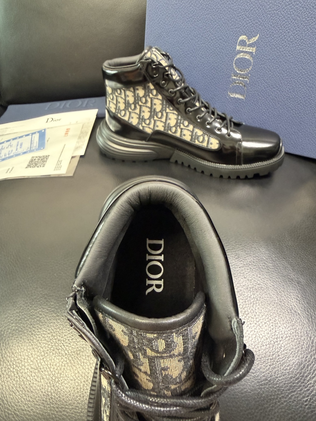 Dior 顶级工艺品 迪奥 专柜同步 原厂配置，高帮靴子意大利进口原版牛皮拼布面料，透气舒适进口水染牛里