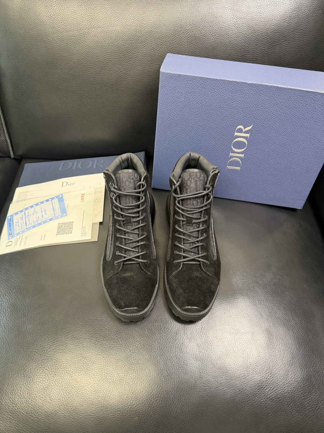 Dior 顶级工艺品 迪奥 专柜同步 原厂配置，高帮靴子意大利进口原版牛皮拼布面料，透气舒适进口水染牛里