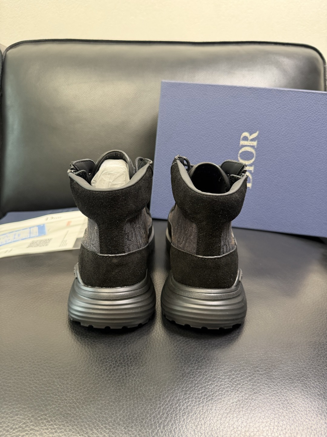 Dior 顶级工艺品 迪奥 专柜同步 原厂配置，高帮靴子意大利进口原版牛皮拼布面料，透气舒适进口水染牛里