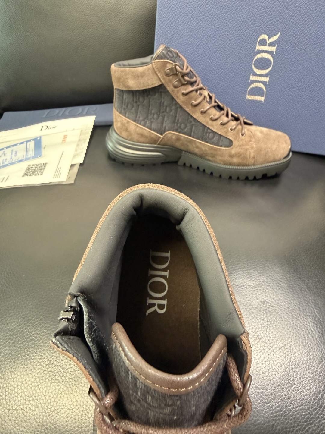 Dior 顶级工艺品 迪奥 专柜同步 原厂配置，高帮靴子意大利进口原版牛皮拼布面料，透气舒适进口水染牛里