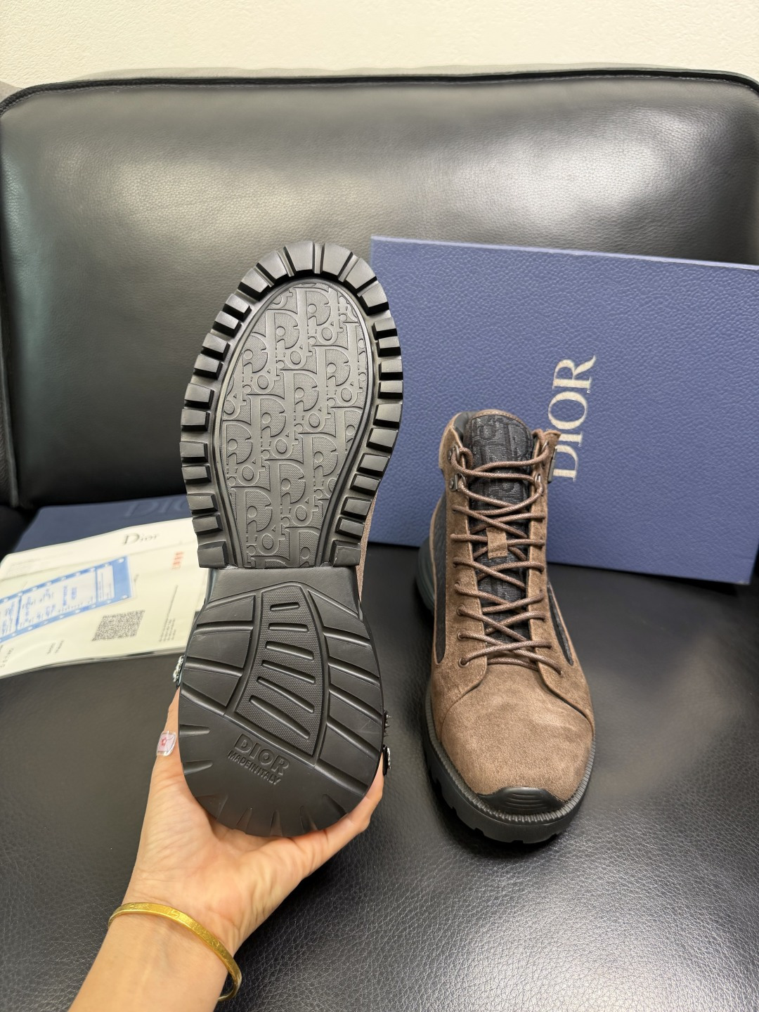 Dior 顶级工艺品 迪奥 专柜同步 原厂配置，高帮靴子意大利进口原版牛皮拼布面料，透气舒适进口水染牛里