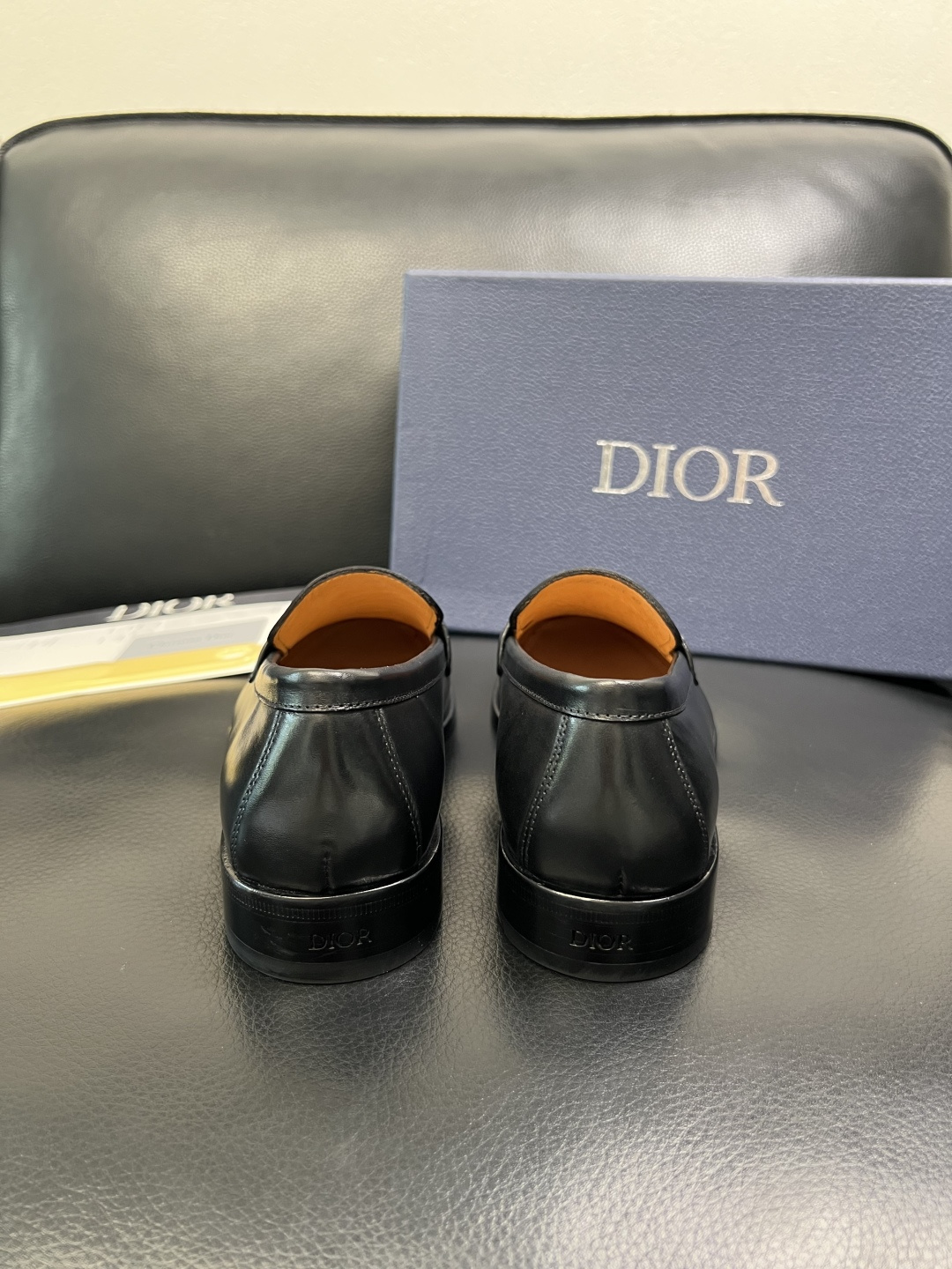 Dior 高品质 顶级工艺品 迪奥 皮鞋系列专柜同步原厂配置，意大利进口牛皮，全进口水染牛皮里垫，鞋底：