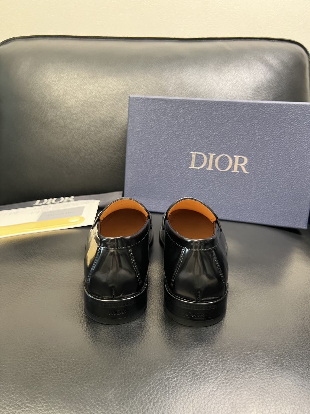 Dior 高品质 顶级工艺品 迪奥 皮鞋系列专柜同步原厂配置，意大利进口牛皮，全进口水染牛皮里垫，鞋底：