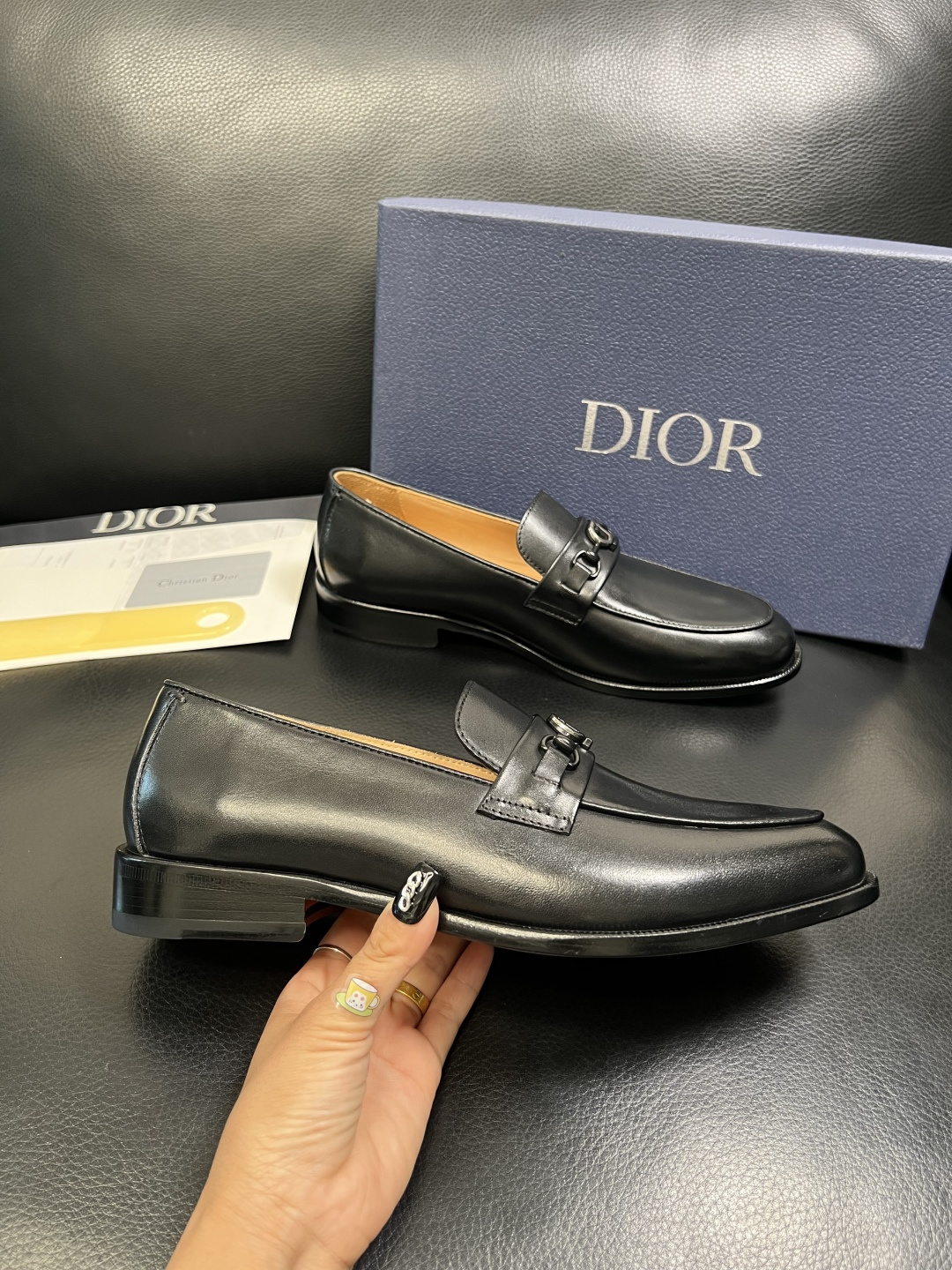 Dior 高品质 顶级工艺品 迪奥 皮鞋系列专柜同步原厂配置，意大利进口牛皮，全进口水染牛皮里垫，鞋底：