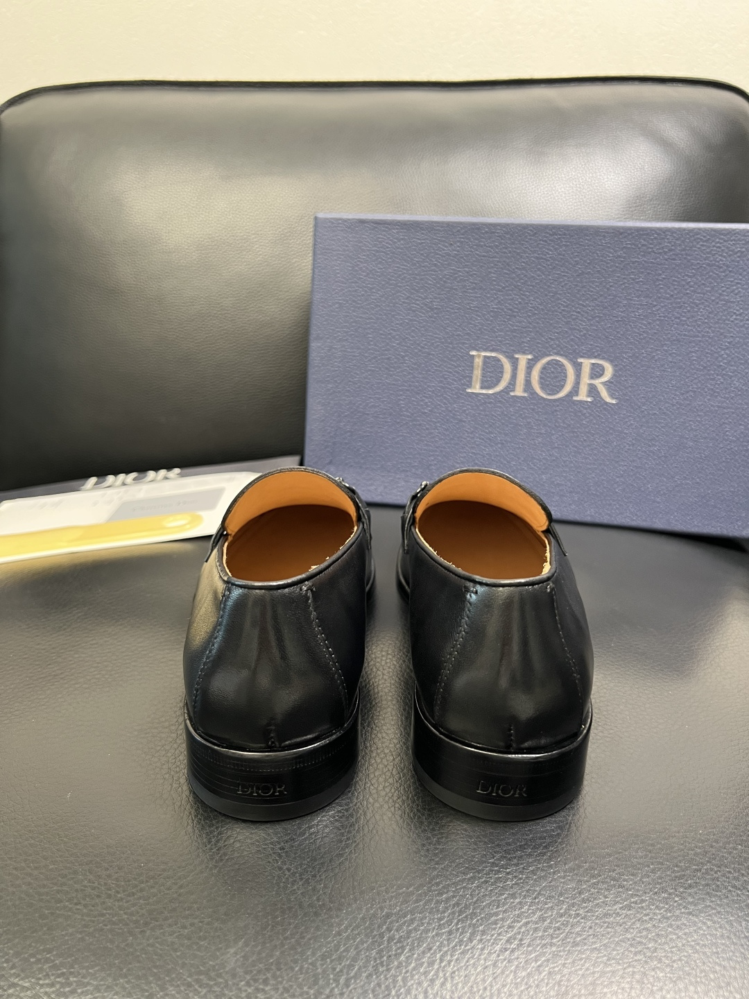 Dior 高品质 顶级工艺品 迪奥 皮鞋系列专柜同步原厂配置，意大利进口牛皮，全进口水染牛皮里垫，鞋底：