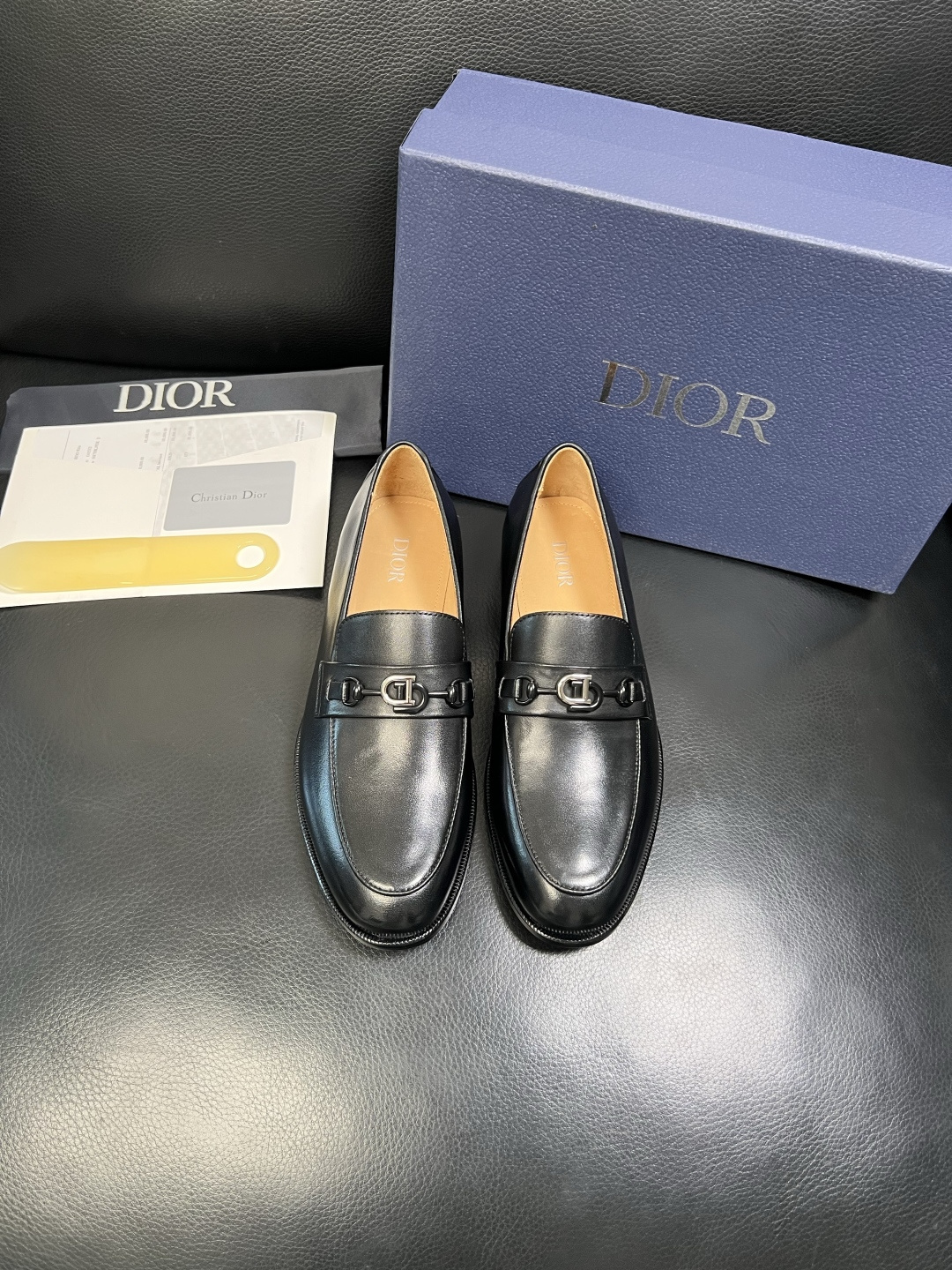 Dior 高品质 顶级工艺品 迪奥 皮鞋系列专柜同步原厂配置，意大利进口牛皮，全进口水染牛皮里垫，鞋底：