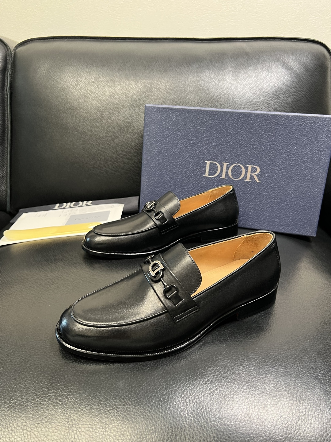 Dior 高品质 顶级工艺品 迪奥 皮鞋系列专柜同步原厂配置，意大利进口牛皮，全进口水染牛皮里垫，鞋底：