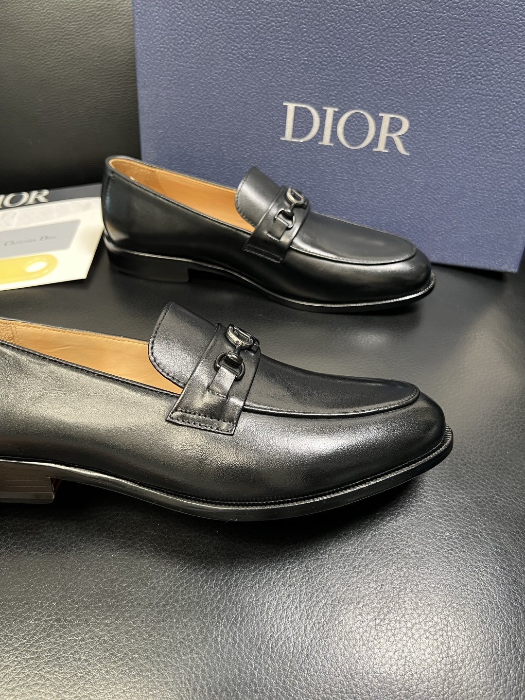Dior 高品质 顶级工艺品 迪奥 皮鞋系列专柜同步原厂配置，意大利进口牛皮，全进口水染牛皮里垫，鞋底：