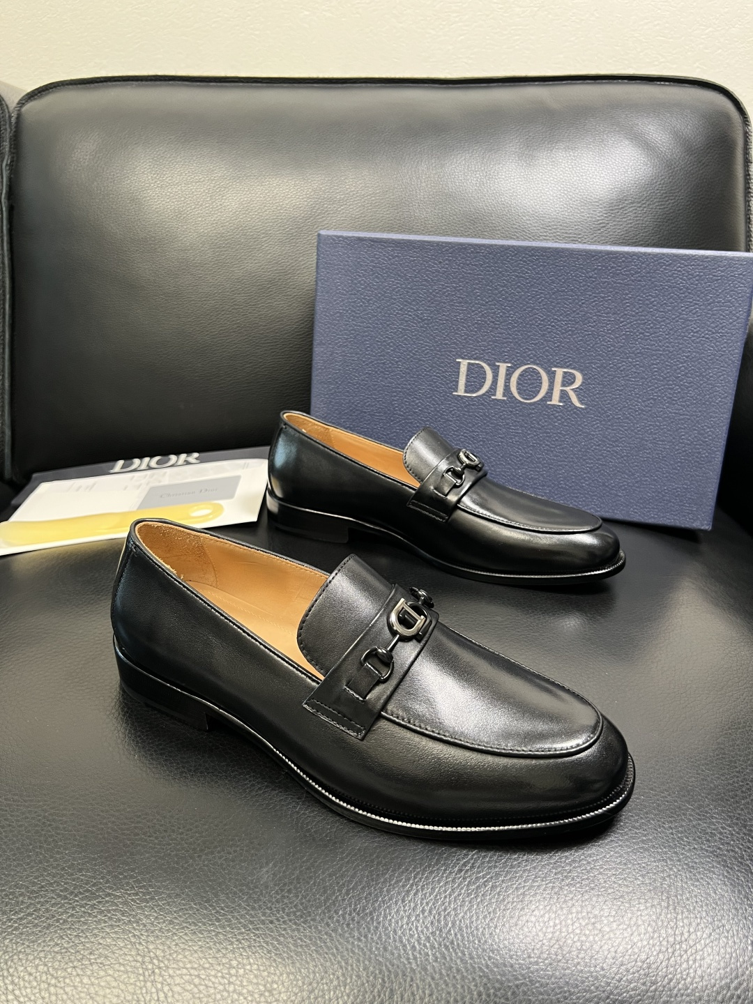 Dior 高品质 顶级工艺品 迪奥 皮鞋系列专柜同步原厂配置，意大利进口牛皮，全进口水染牛皮里垫，鞋底：