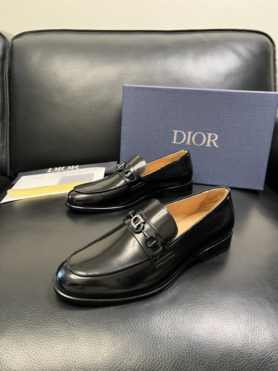 Dior 高品质 顶级工艺品 迪奥 皮鞋系列专柜同步原厂配置，意大利进口牛皮，全进口水染牛皮里垫，鞋底：