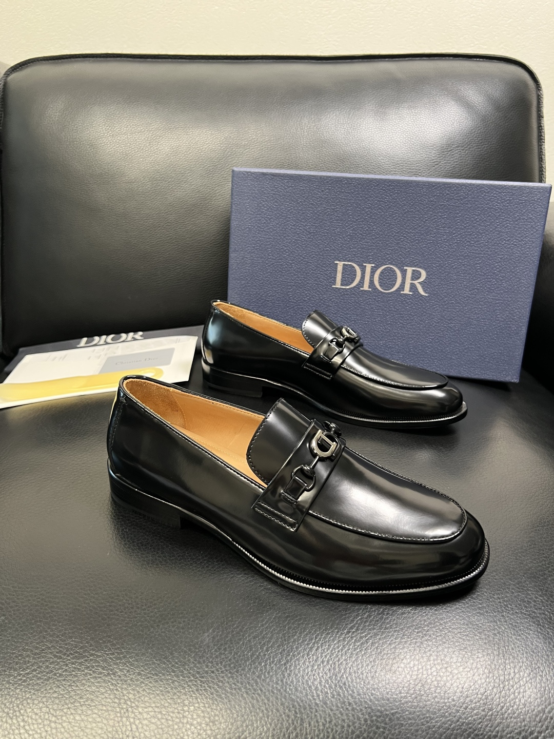 Dior 高品质 顶级工艺品 迪奥 皮鞋系列专柜同步原厂配置，意大利进口牛皮，全进口水染牛皮里垫，鞋底：