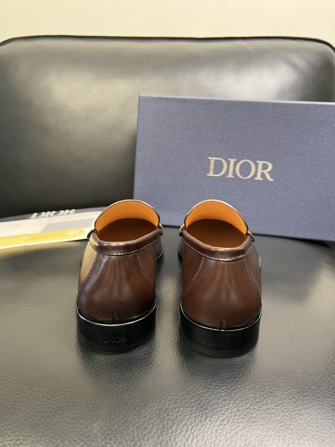 Dior 高品质 顶级工艺品 迪奥 皮鞋系列专柜同步原厂配置，意大利进口牛皮，全进口水染牛皮里垫，鞋底：