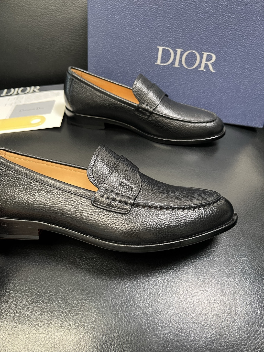 Dior 高品质 顶级工艺品 迪奥 皮鞋系列专柜同步原厂配置，意大利进口牛皮，全进口水染牛皮里垫，鞋底：