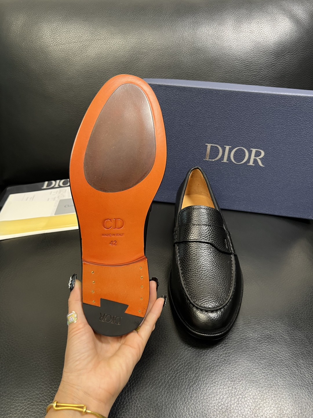 Dior 高品质 顶级工艺品 迪奥 皮鞋系列专柜同步原厂配置，意大利进口牛皮，全进口水染牛皮里垫，鞋底：